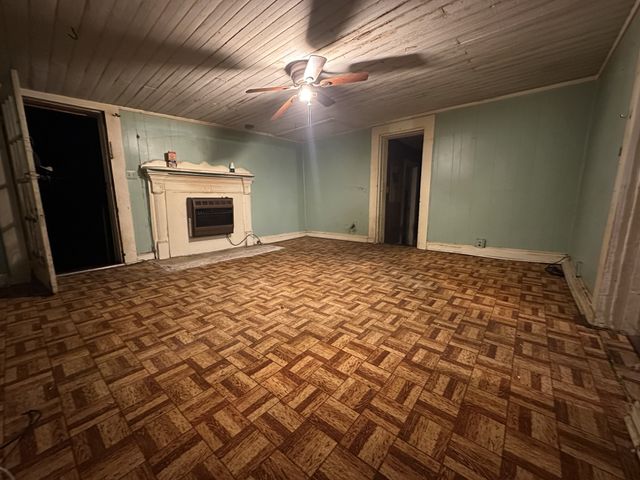 18 Brown Teal Rd, Petersburg, TN 37144