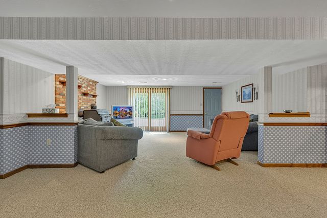 117 Birnesser DRIVE, Chippewa Twp, PA 15010
