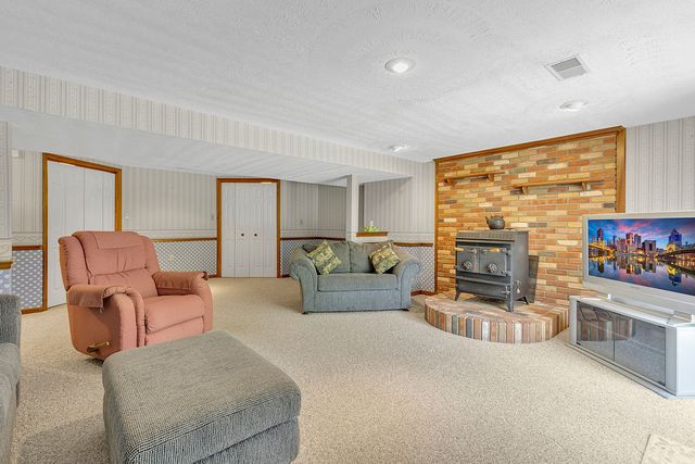 117 Birnesser DRIVE, Chippewa Twp, PA 15010