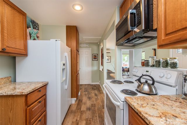 616 E Lopez Avenue, Port Angeles, WA 98362