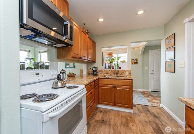 616 E Lopez Avenue, Port Angeles, WA 98362
