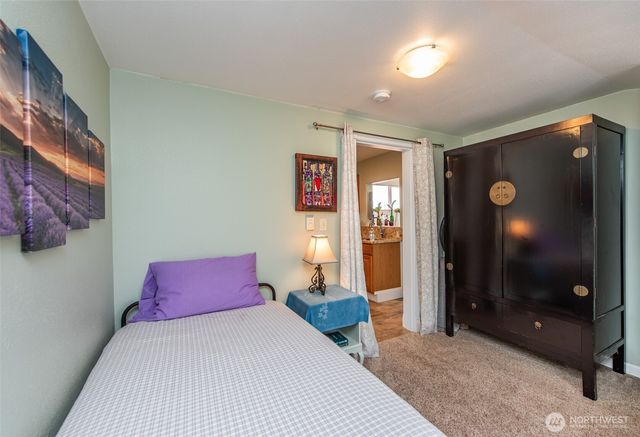 616 E Lopez Avenue, Port Angeles, WA 98362