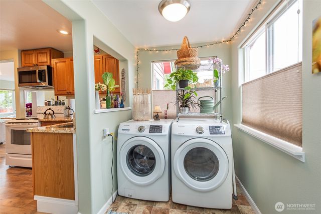 616 E Lopez Avenue, Port Angeles, WA 98362