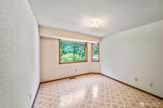7718 Fairview Road SW, Olympia, WA 98512