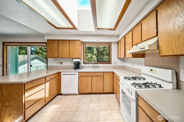 7718 Fairview Road SW, Olympia, WA 98512