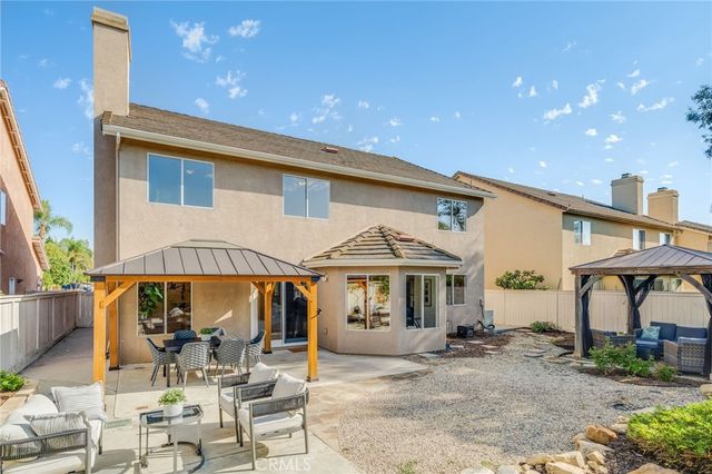 21 Rhode Island, Irvine, CA 92606