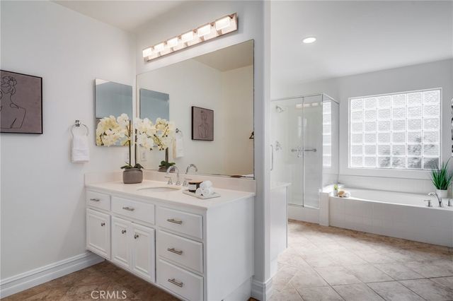 21 Rhode Island, Irvine, CA 92606