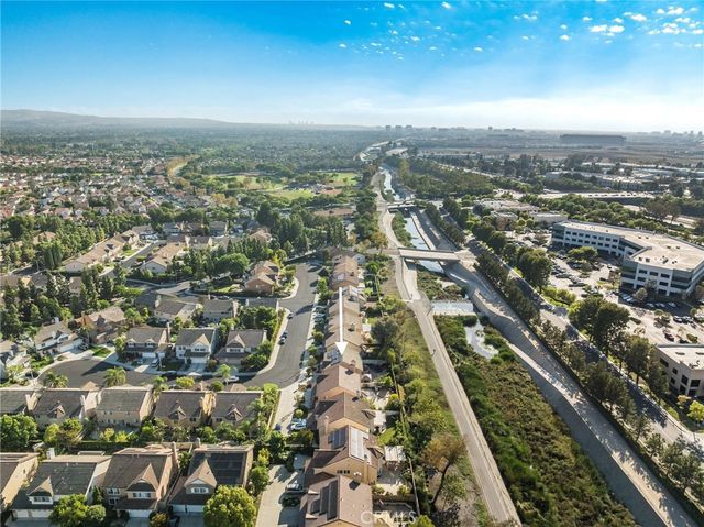 21 Rhode Island, Irvine, CA 92606