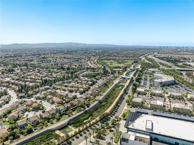 21 Rhode Island, Irvine, CA 92606