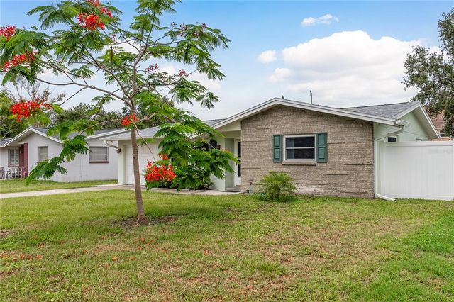 2020 DOUGLAS AVENUE, Dunedin, FL 34698