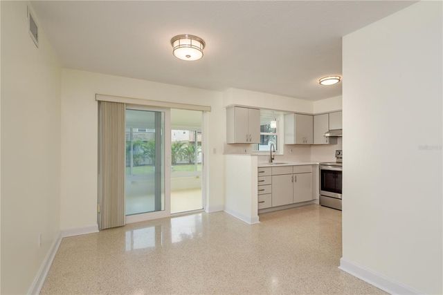 2020 DOUGLAS AVENUE, Dunedin, FL 34698