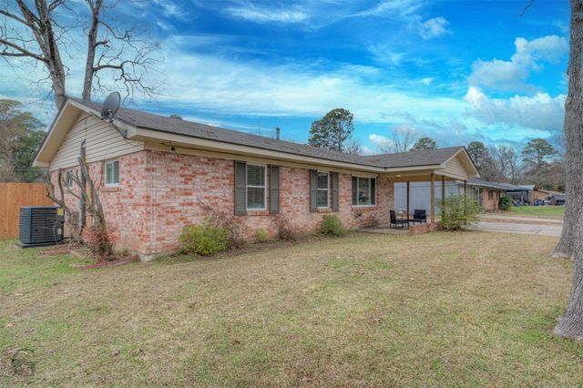 9478 Poinsettia Drive, Shreveport, LA 71118