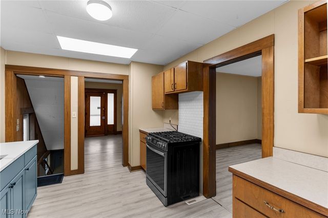 356 Laird Avenue SE, Warren, OH 44483