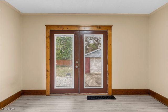 356 Laird Avenue SE, Warren, OH 44483