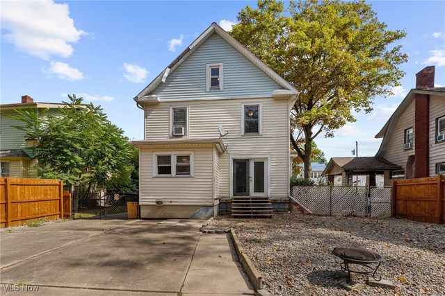 356 Laird Avenue SE, Warren, OH 44483