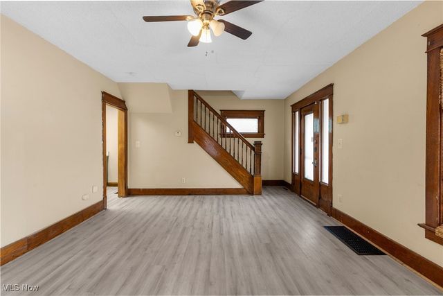 356 Laird Avenue SE, Warren, OH 44483