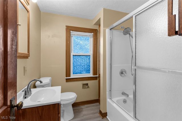 356 Laird Avenue SE, Warren, OH 44483