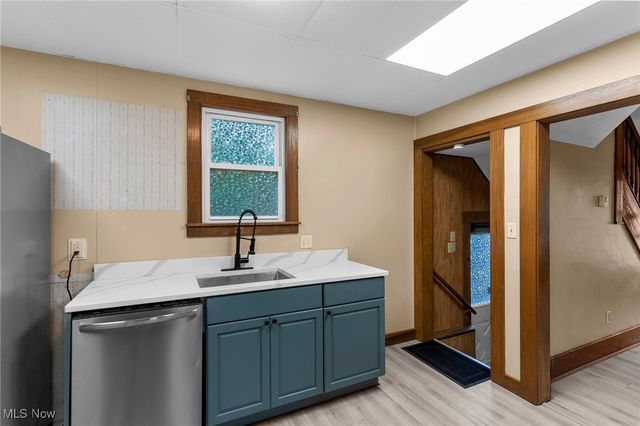 356 Laird Avenue SE, Warren, OH 44483