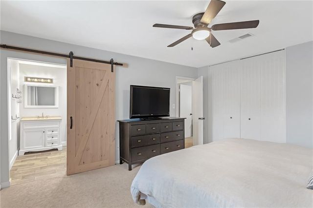 12 Surry County NW Place, Atlanta, GA 30318