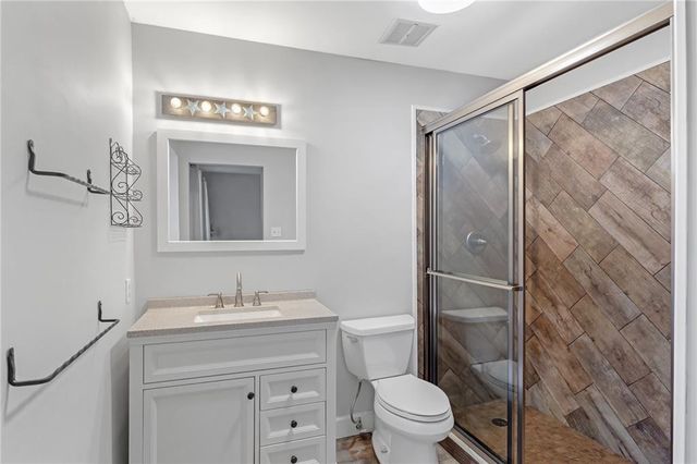 12 Surry County NW Place, Atlanta, GA 30318