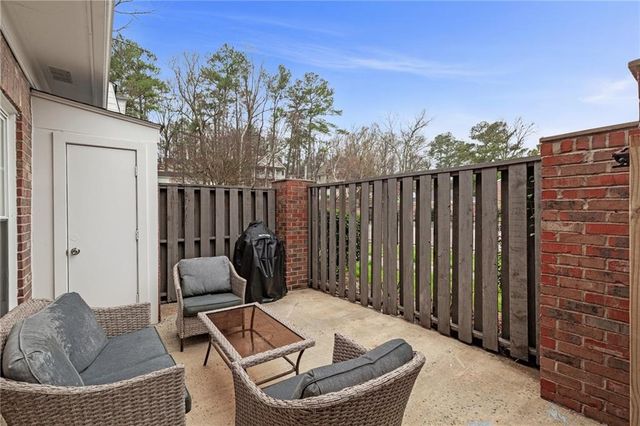 12 Surry County NW Place, Atlanta, GA 30318