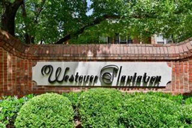 12 Surry County NW Place, Atlanta, GA 30318