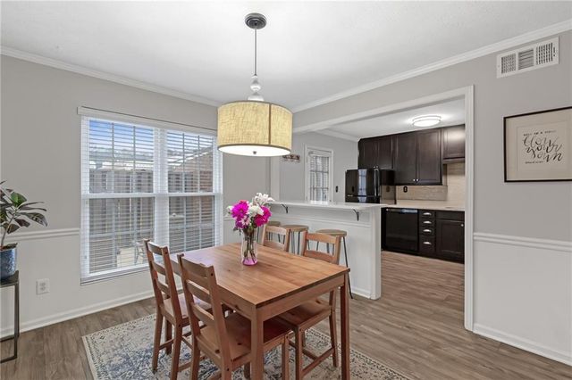 12 Surry County NW Place, Atlanta, GA 30318