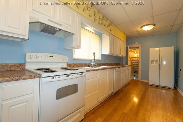 506 Grant Street, Charleston, WV 25302