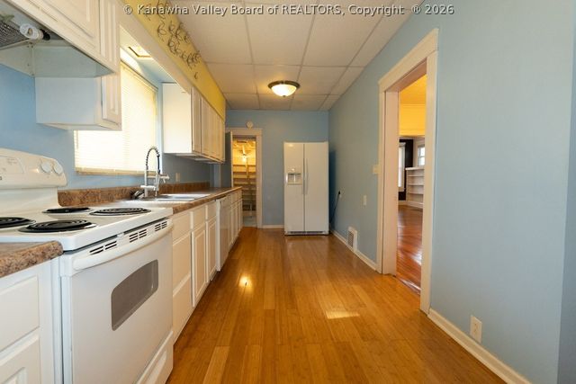 506 Grant Street, Charleston, WV 25302