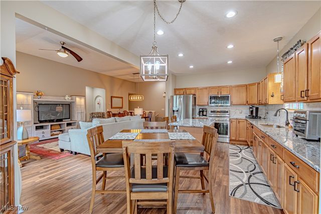 5446 Royal Brook Drive, Medina, OH 44256