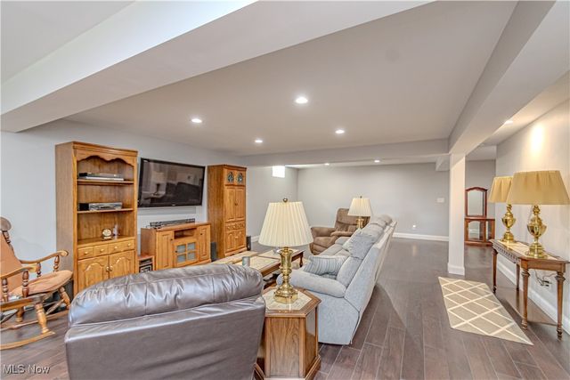 5446 Royal Brook Drive, Medina, OH 44256