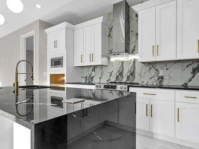 2839 60TH AVENUE N, St Petersburg, FL 33714