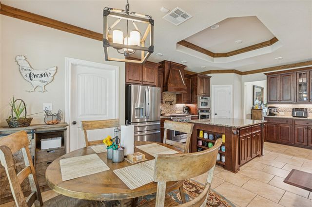 118 Roosevelt Street, Shepherd, TX 77371