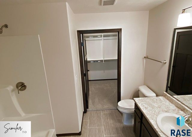 521 Brookside Pl Place, Harrisburg, SD 57032