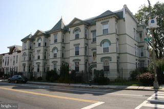 1040 6TH ST NE #202, Washington, DC 20002