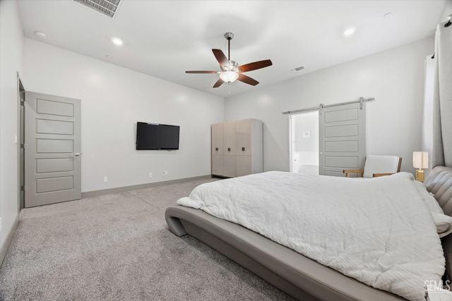 6618 Sycamore Wood Lane, Bakersfield, CA 93313
