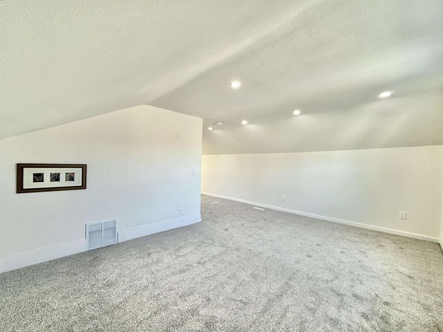 1614 N Washington Street, Janesville, WI 53548