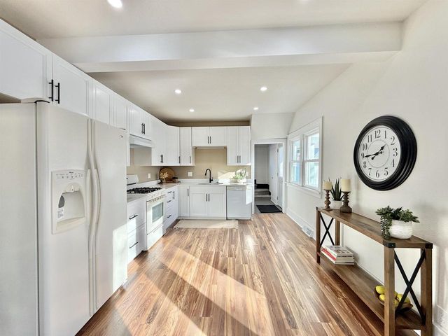 1614 N Washington Street, Janesville, WI 53548