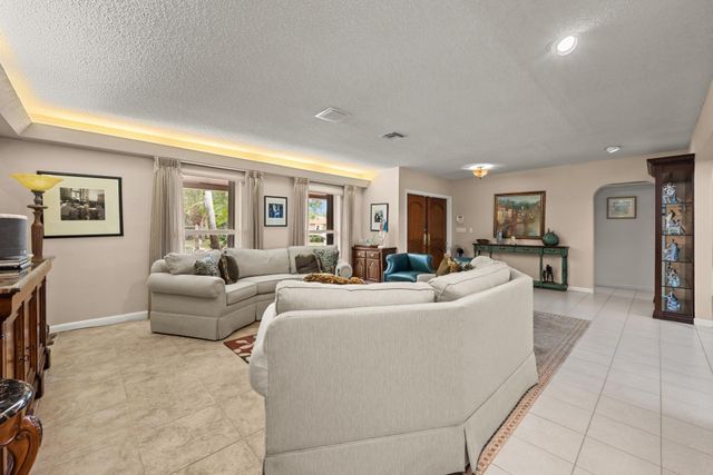 3400 N 47th Avenue, Hollywood, FL 33021