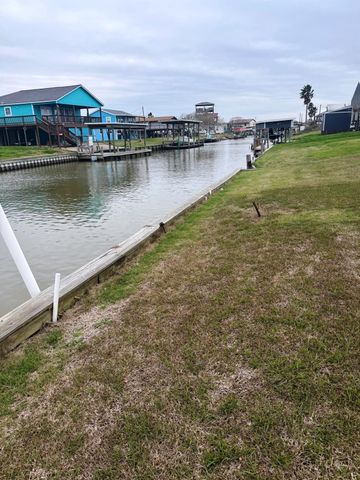 3684 & 3685 County Road 201, Sargent, TX 77414