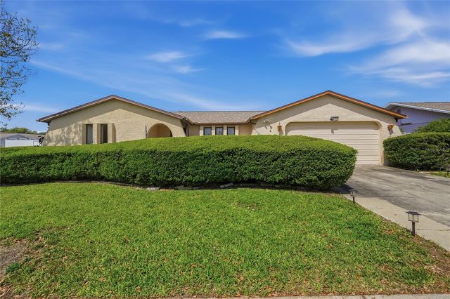 9135 FARMINGTON LANE, Port Richey, FL 34668