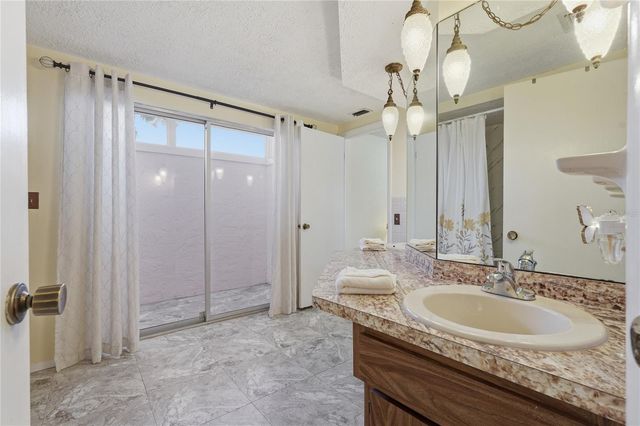9135 FARMINGTON LANE, Port Richey, FL 34668