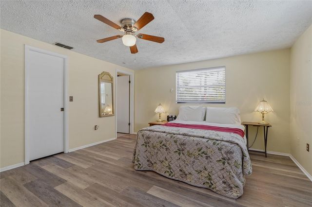 9135 FARMINGTON LANE, Port Richey, FL 34668