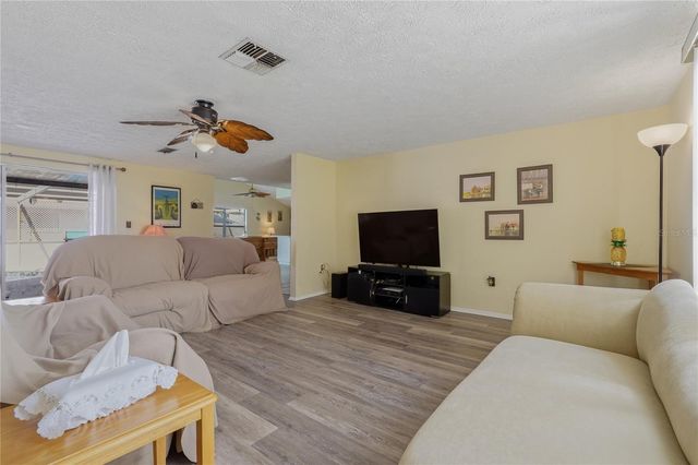 9135 FARMINGTON LANE, Port Richey, FL 34668