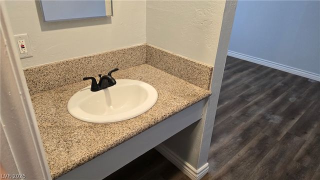 716 North 11th Street 2, Las Vegas, NV 89101