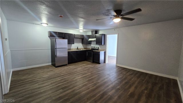 716 North 11th Street 2, Las Vegas, NV 89101