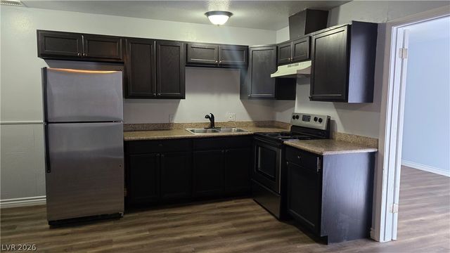 716 North 11th Street 2, Las Vegas, NV 89101