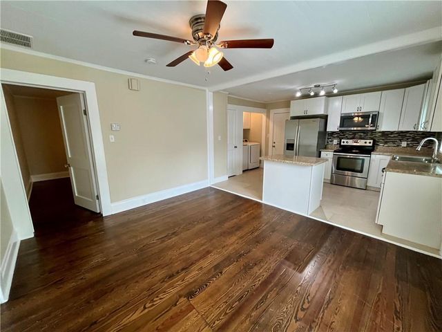 221 Bellview Street, Winder, GA 30680