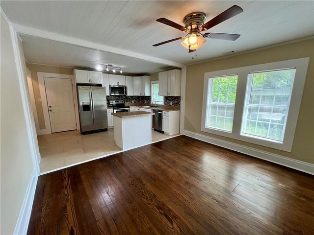 221 Bellview Street, Winder, GA 30680