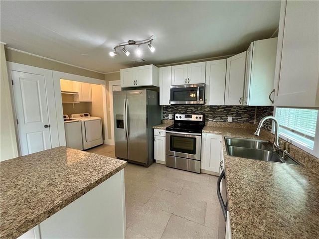 221 Bellview Street, Winder, GA 30680